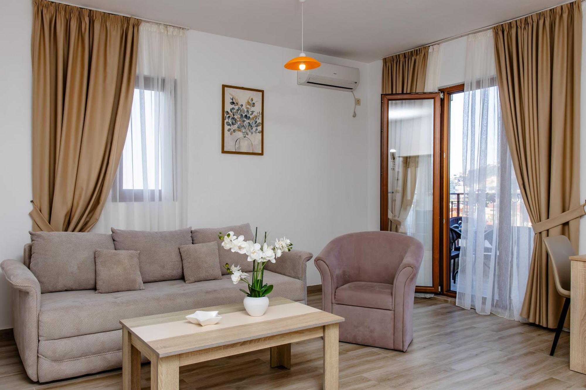 Arvala Apartments Budva Luaran gambar