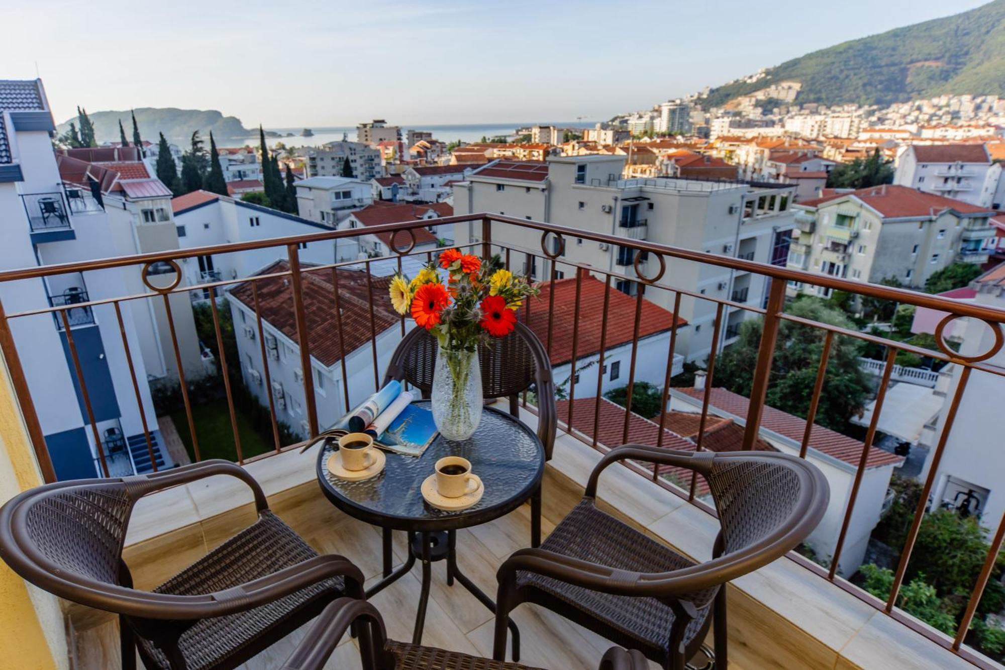 Arvala Apartments Budva Luaran gambar