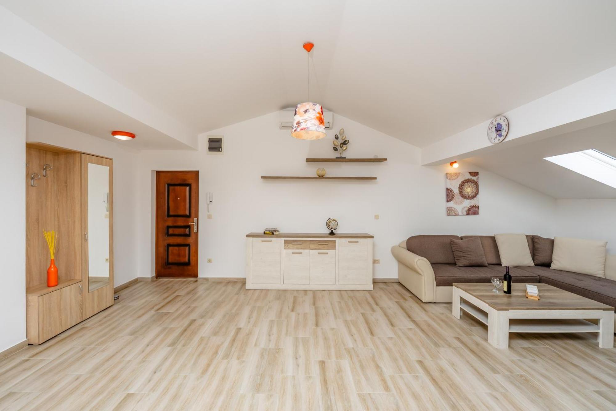 Arvala Apartments Budva Bilik gambar