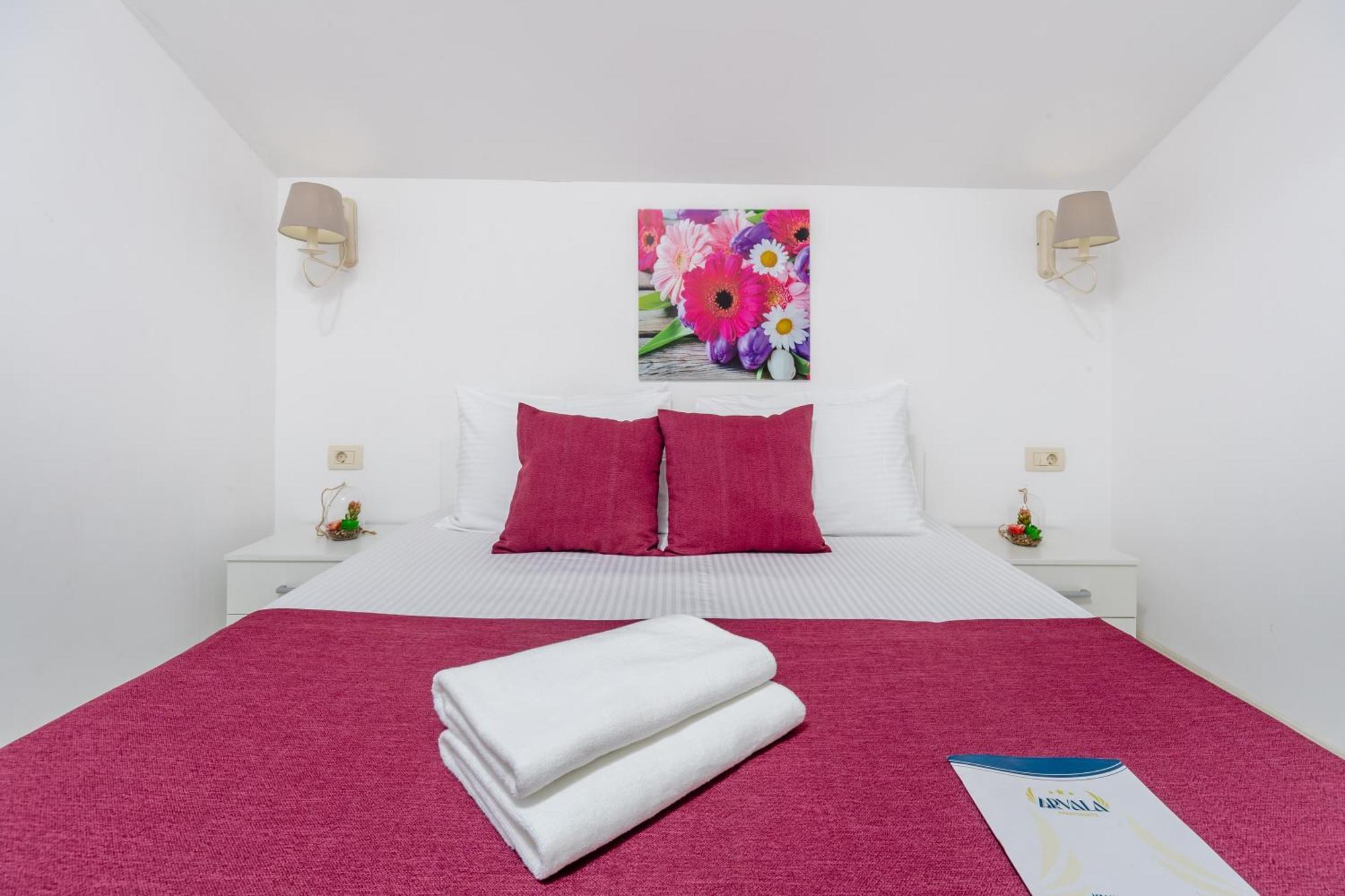 Arvala Apartments Budva Luaran gambar