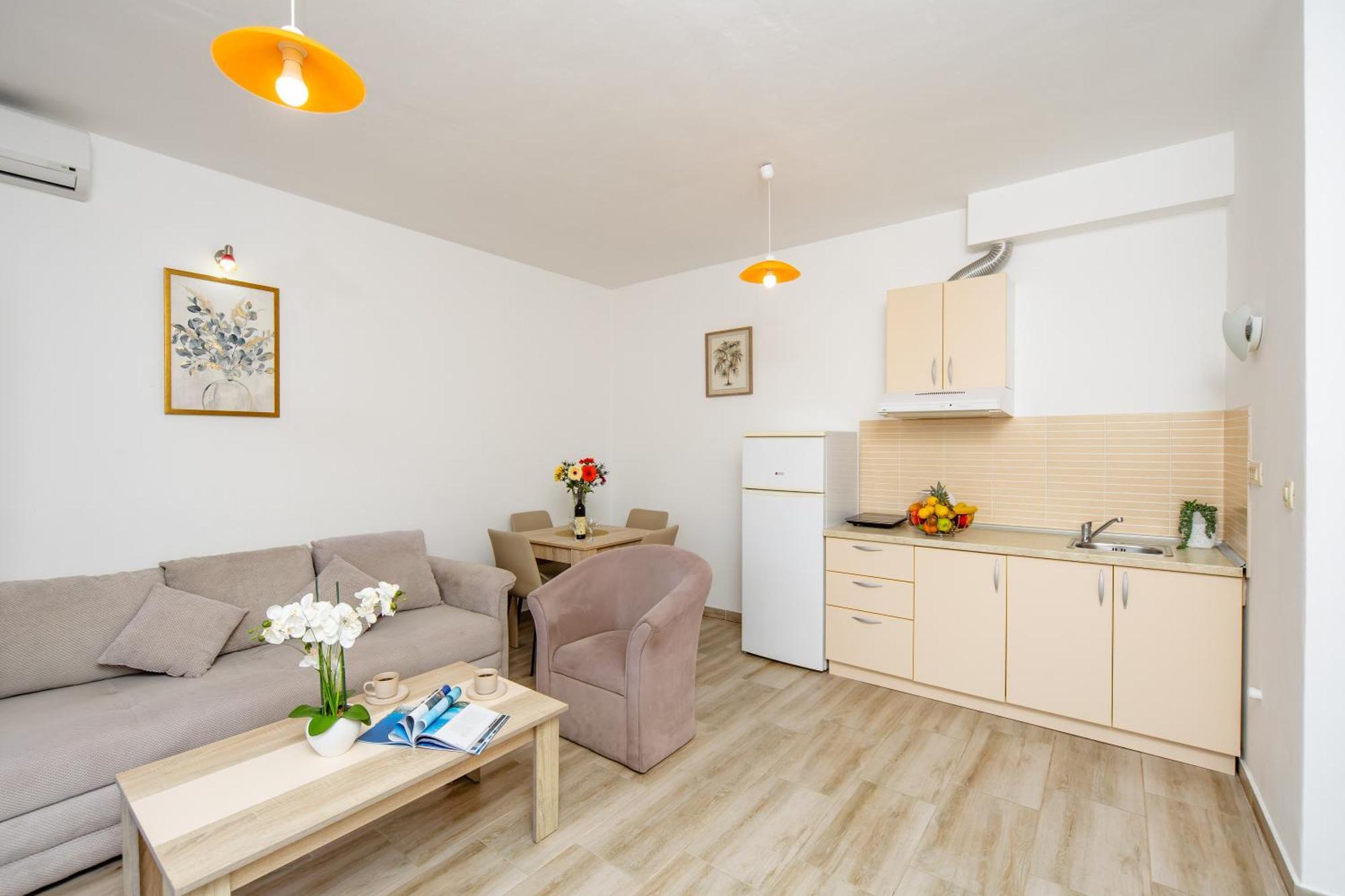 Arvala Apartments Budva Luaran gambar